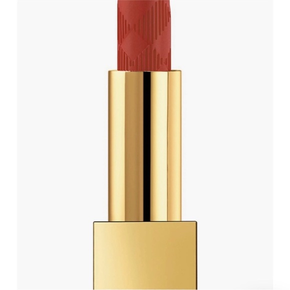 Burberry Kisses Matte Rose Crush (19) - Sold Out in stores - Picture 3 of 5